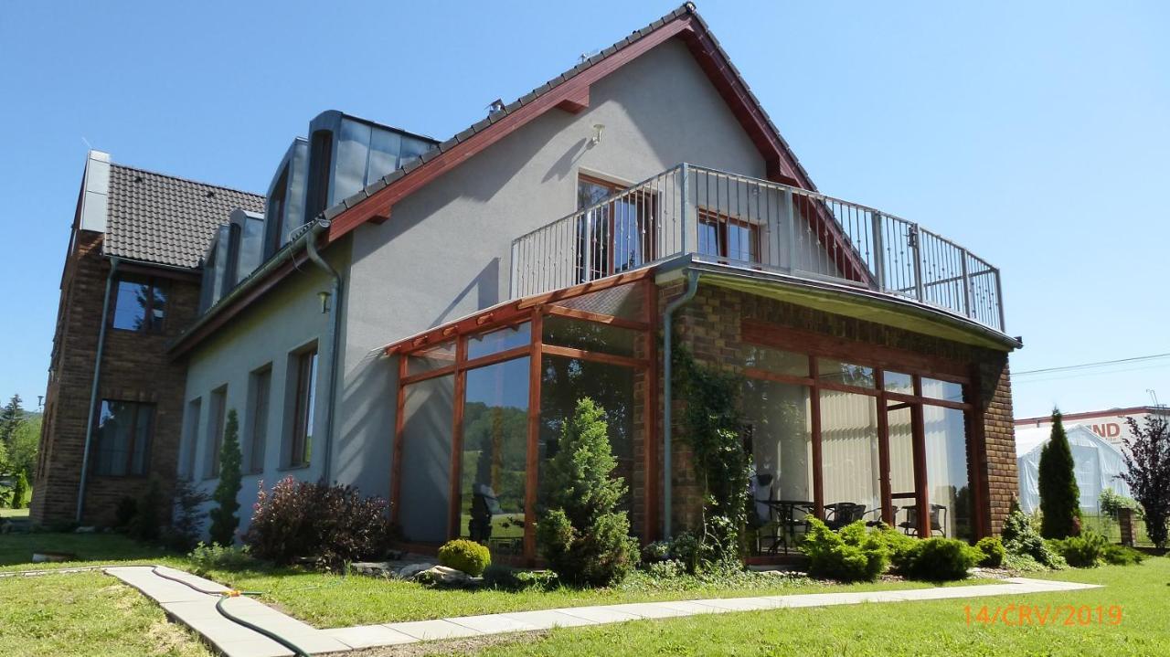 Vila Lipa Nový Bor Buitenkant foto